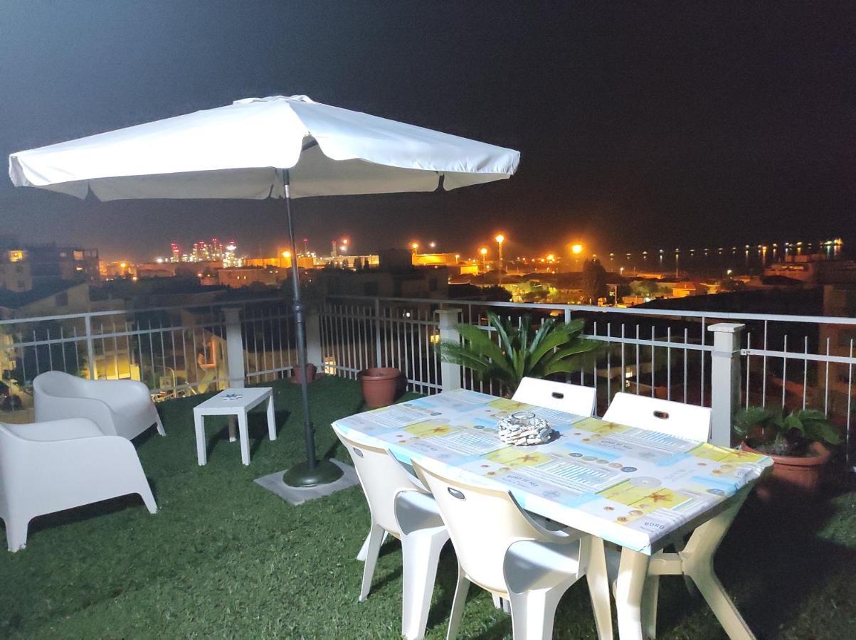 Апартаменты La Terrazza Фальконара-Мариттима Экстерьер фото