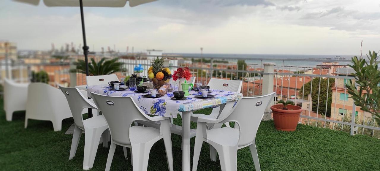Апартаменты La Terrazza Фальконара-Мариттима Экстерьер фото
